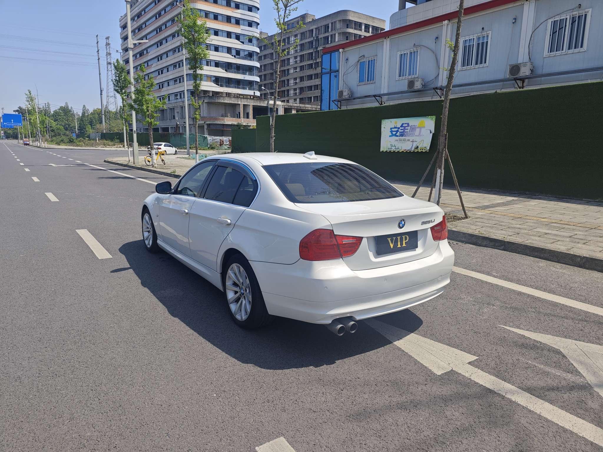 BMW 3 серии 2009 thumb 3