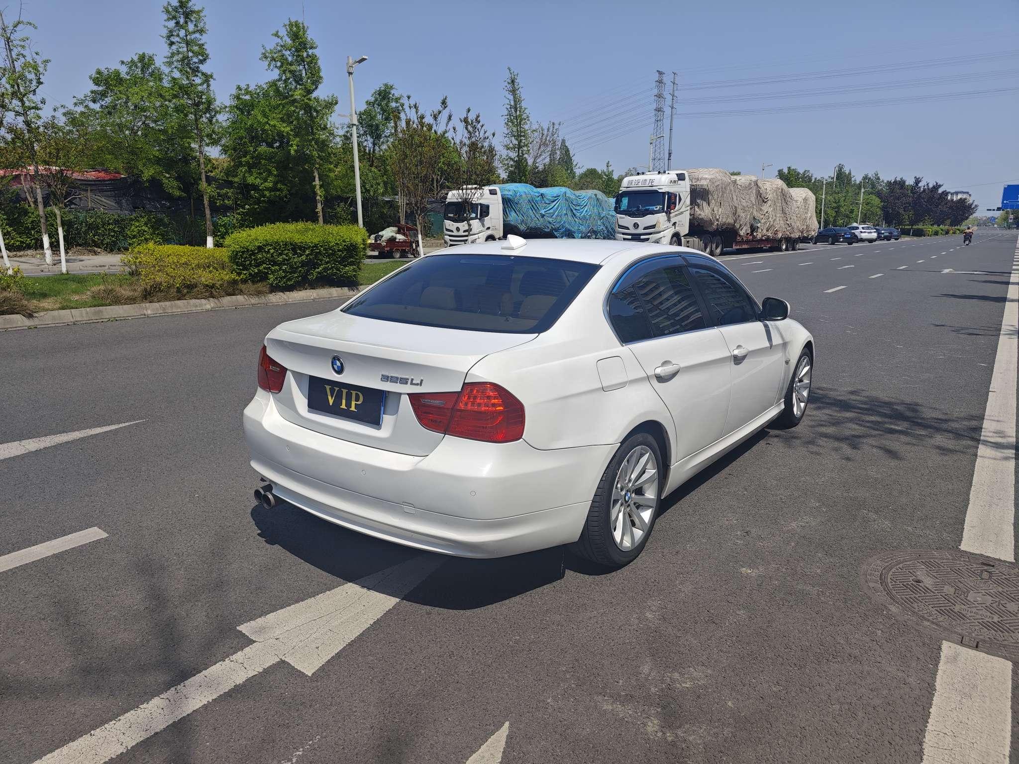BMW 3 серии 2009 thumb 5