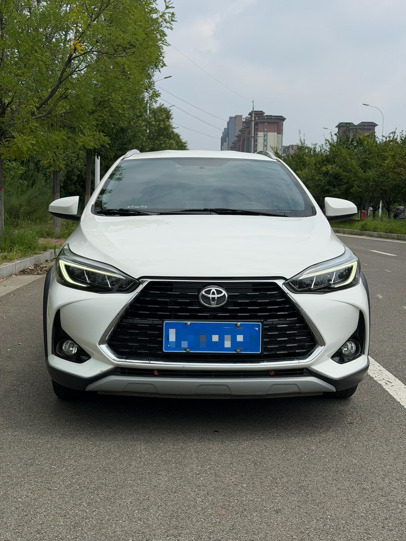 Toyota Yaris 2022 thumb 10
