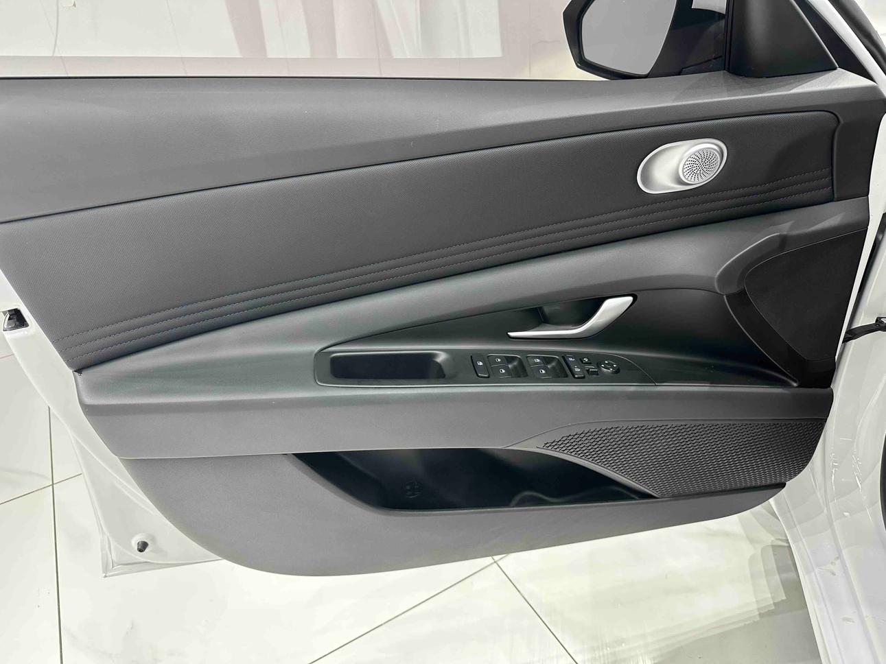Hyundai Elantra 2022 thumb 10