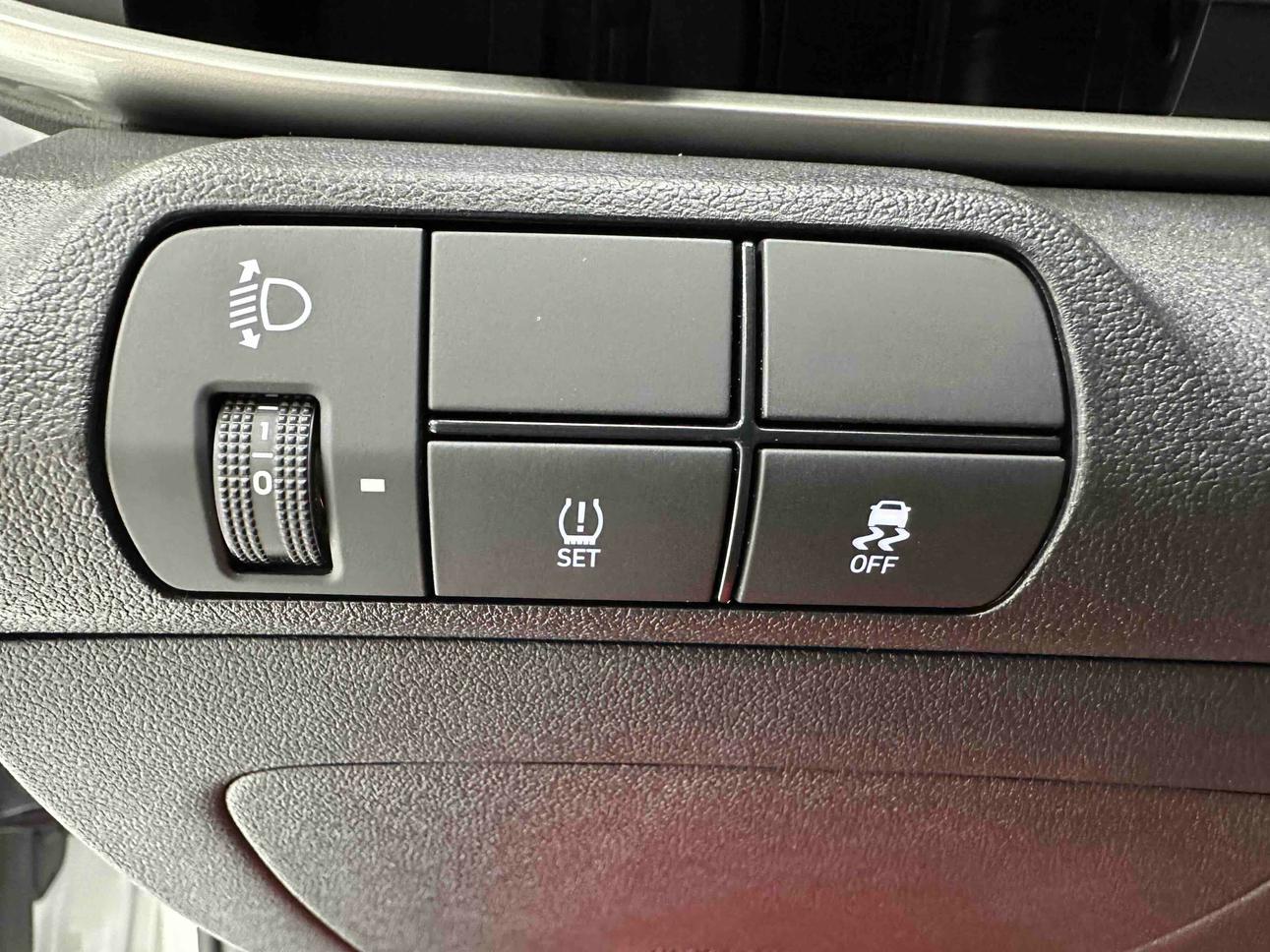Hyundai Elantra 2022 thumb 11