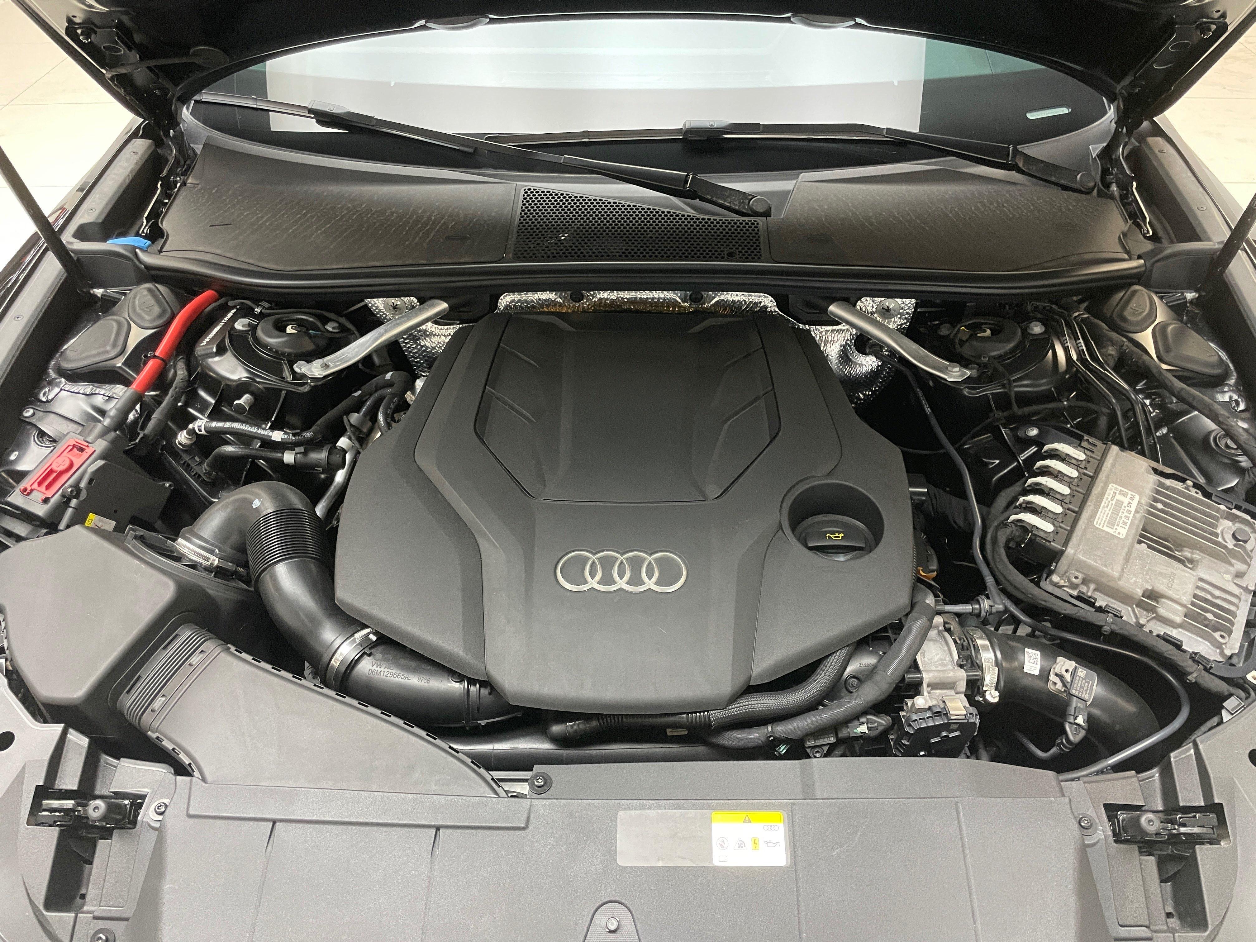 Audi A6 2021 thumb 6