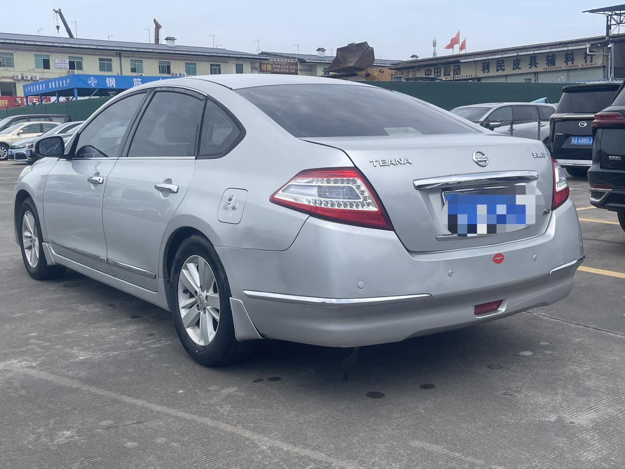 Nissan Altima 2011 thumb 10