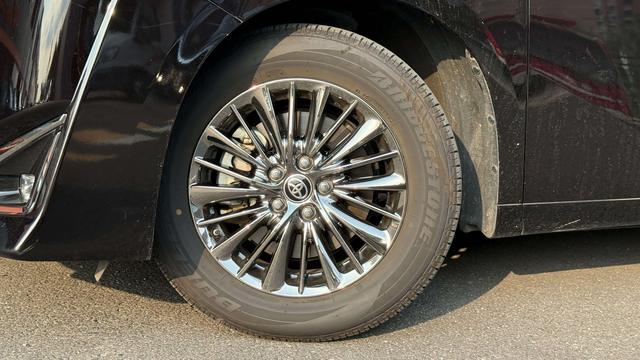 Toyota Vellfire 2019 thumb 3