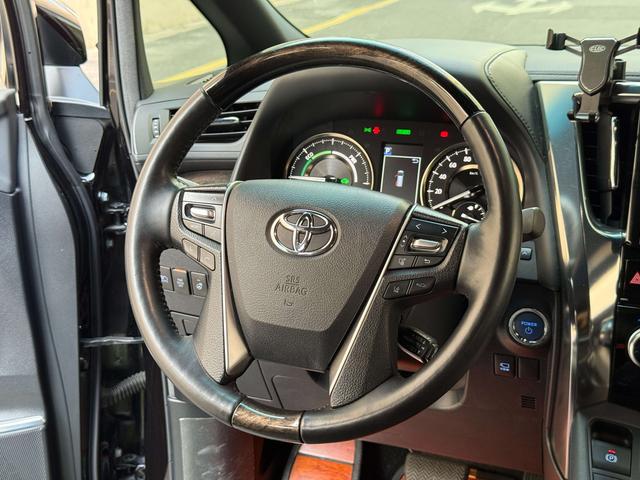 Toyota Vellfire 2019 thumb 8