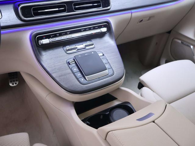 Mercedes-Benz V-Класс 2024 thumb 8