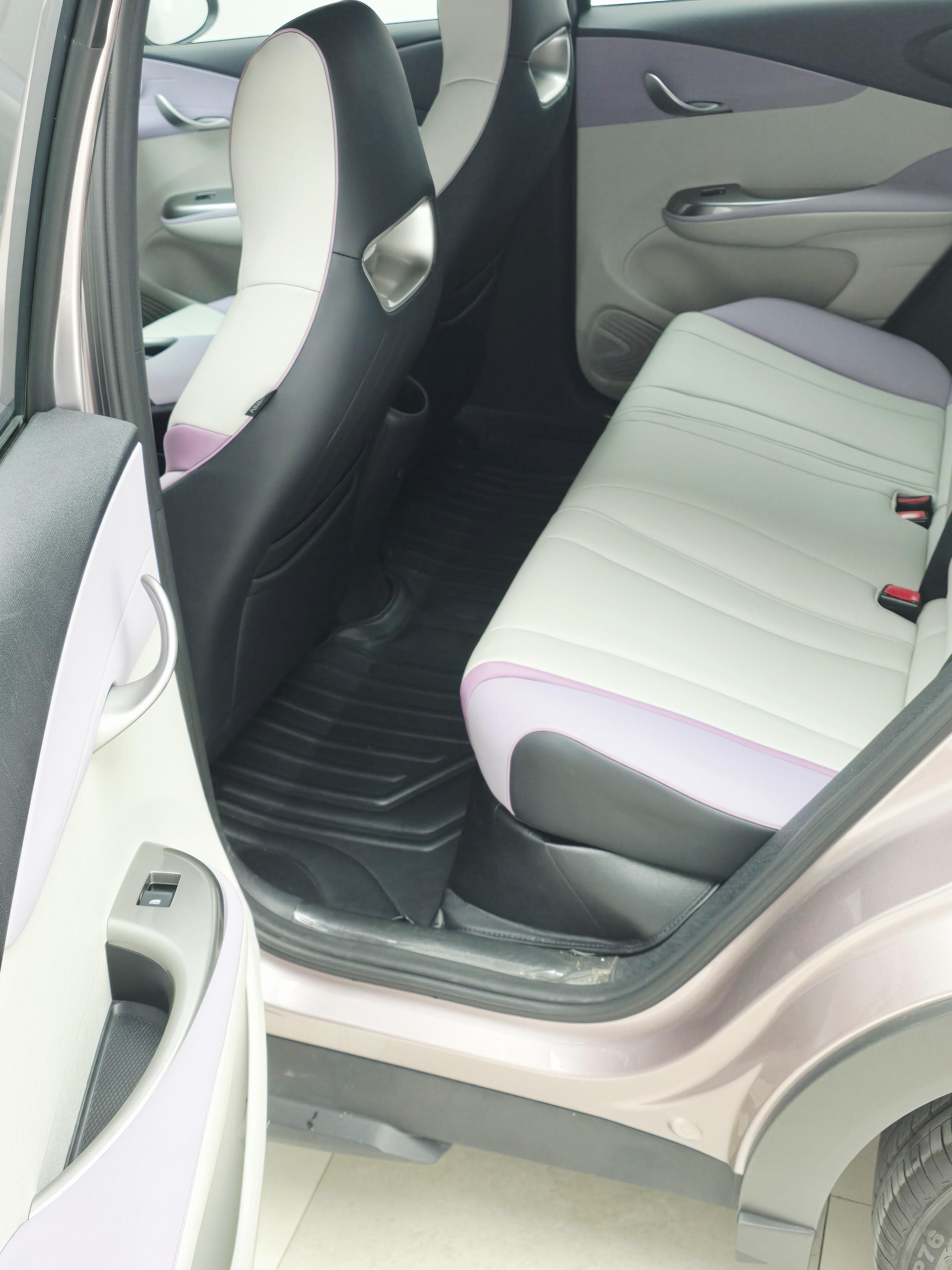 BYD Dolphin 2021 thumb 7