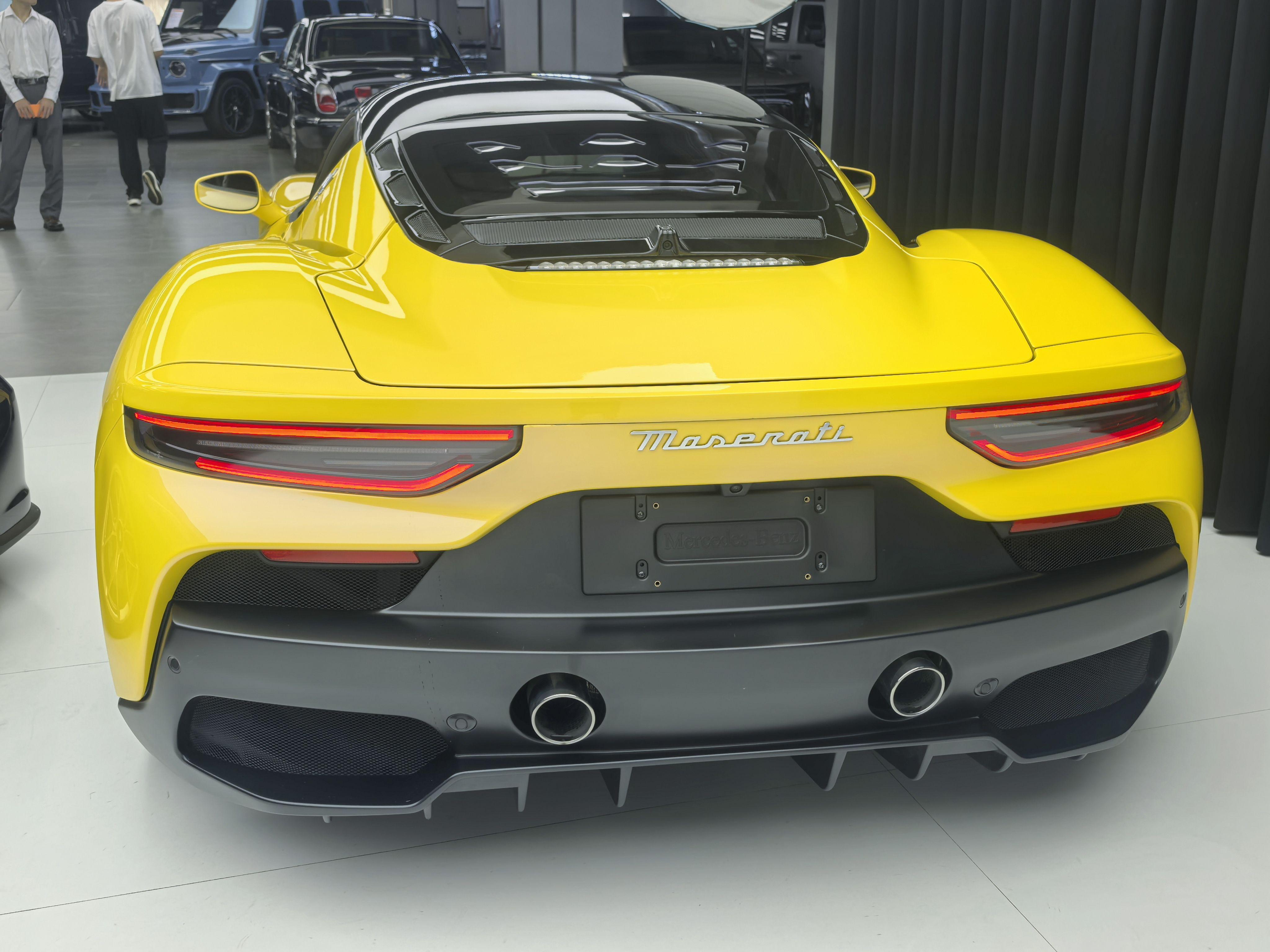 Maserati MC20 2021 thumb 10