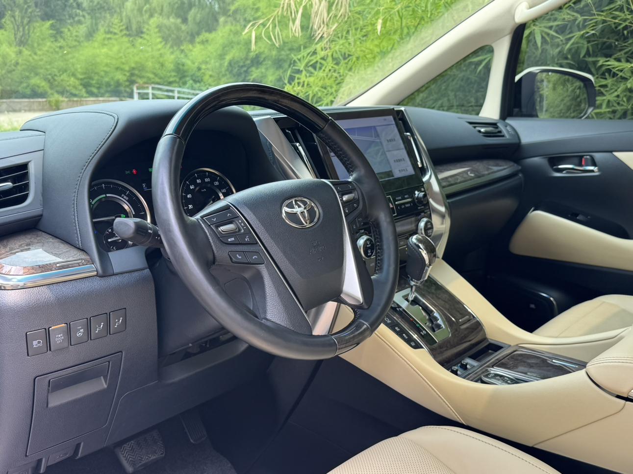 Toyota Alphard 2021 thumb 7
