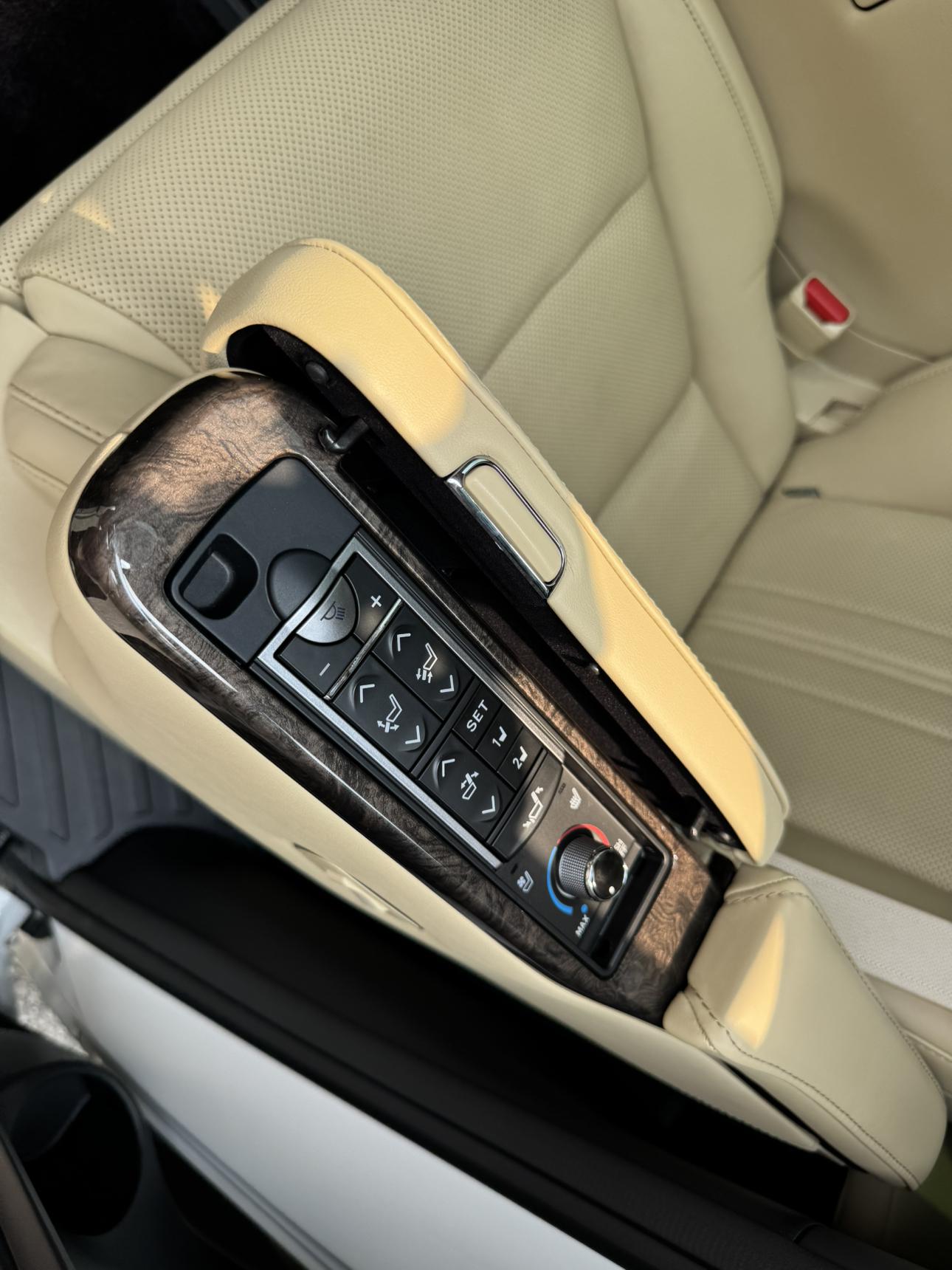 Toyota Alphard 2021 thumb 8