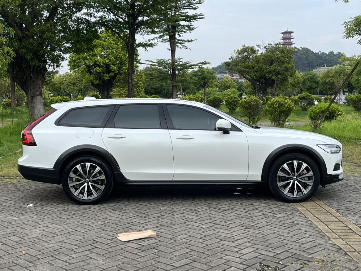 Volvo V90 2022 thumb 5