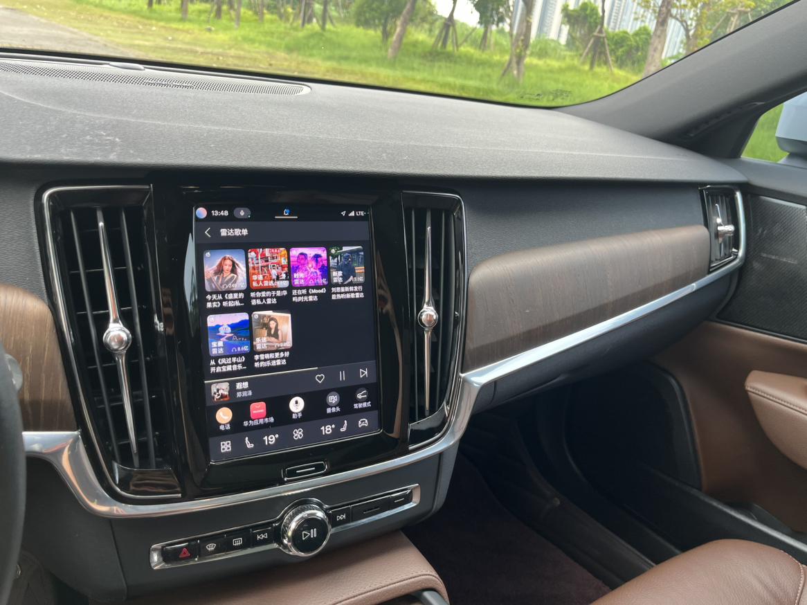 Volvo V90 2022 thumb 10