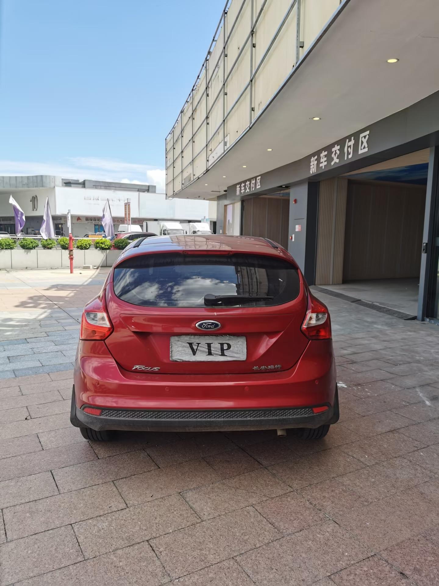 Ford Focus ST 2012 thumb 3