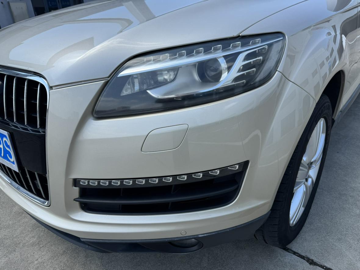 Audi Q7 2014 thumb 6