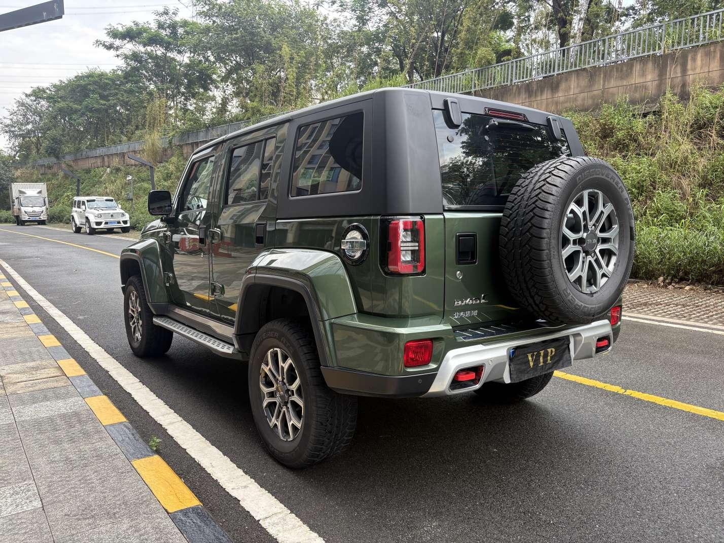 BJ 40 2023 thumb 3