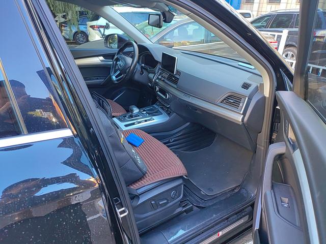 Audi Q5 2020 thumb 9
