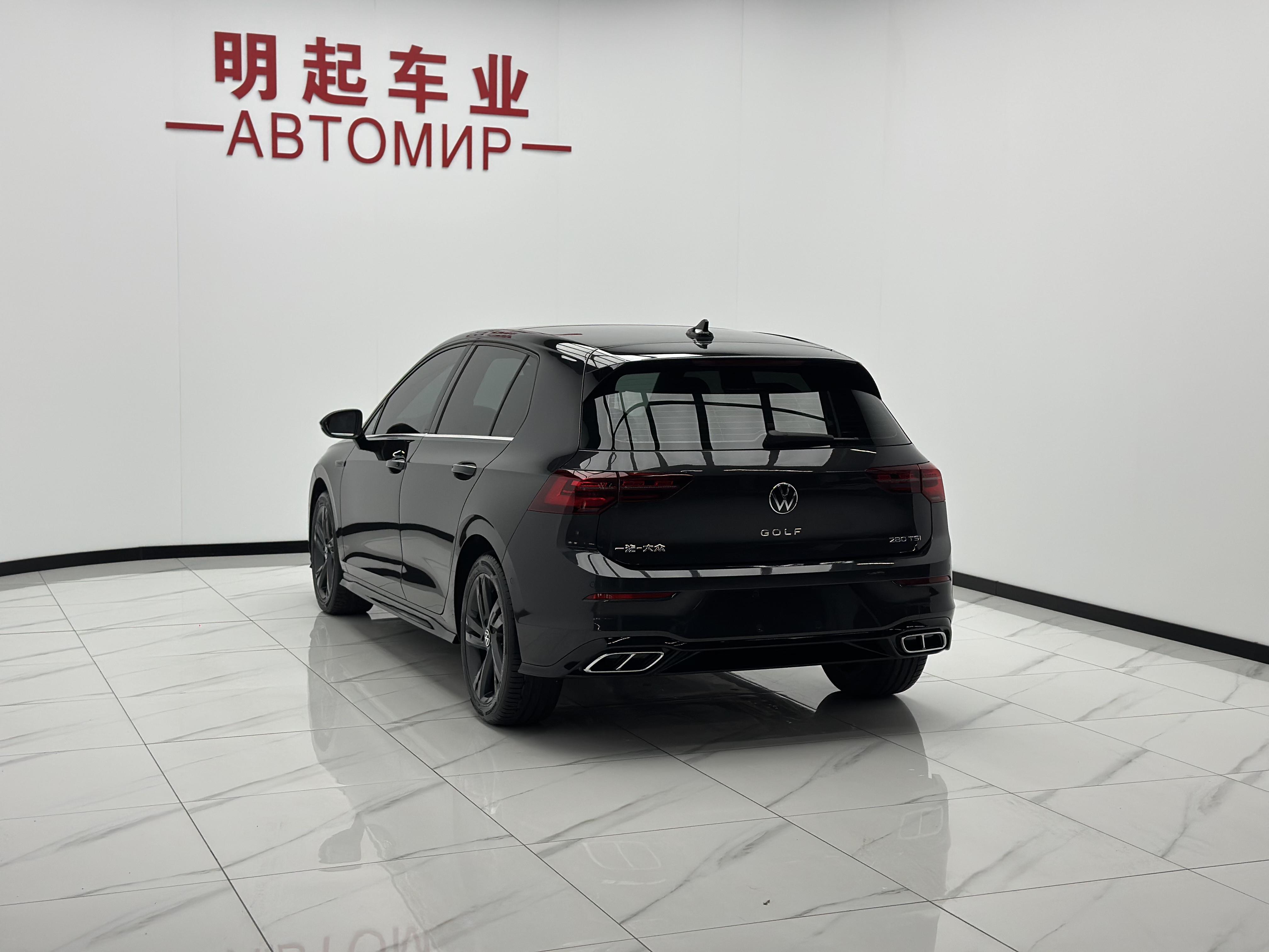 Volkswagen Golf Sportsvan 2023 thumb 2
