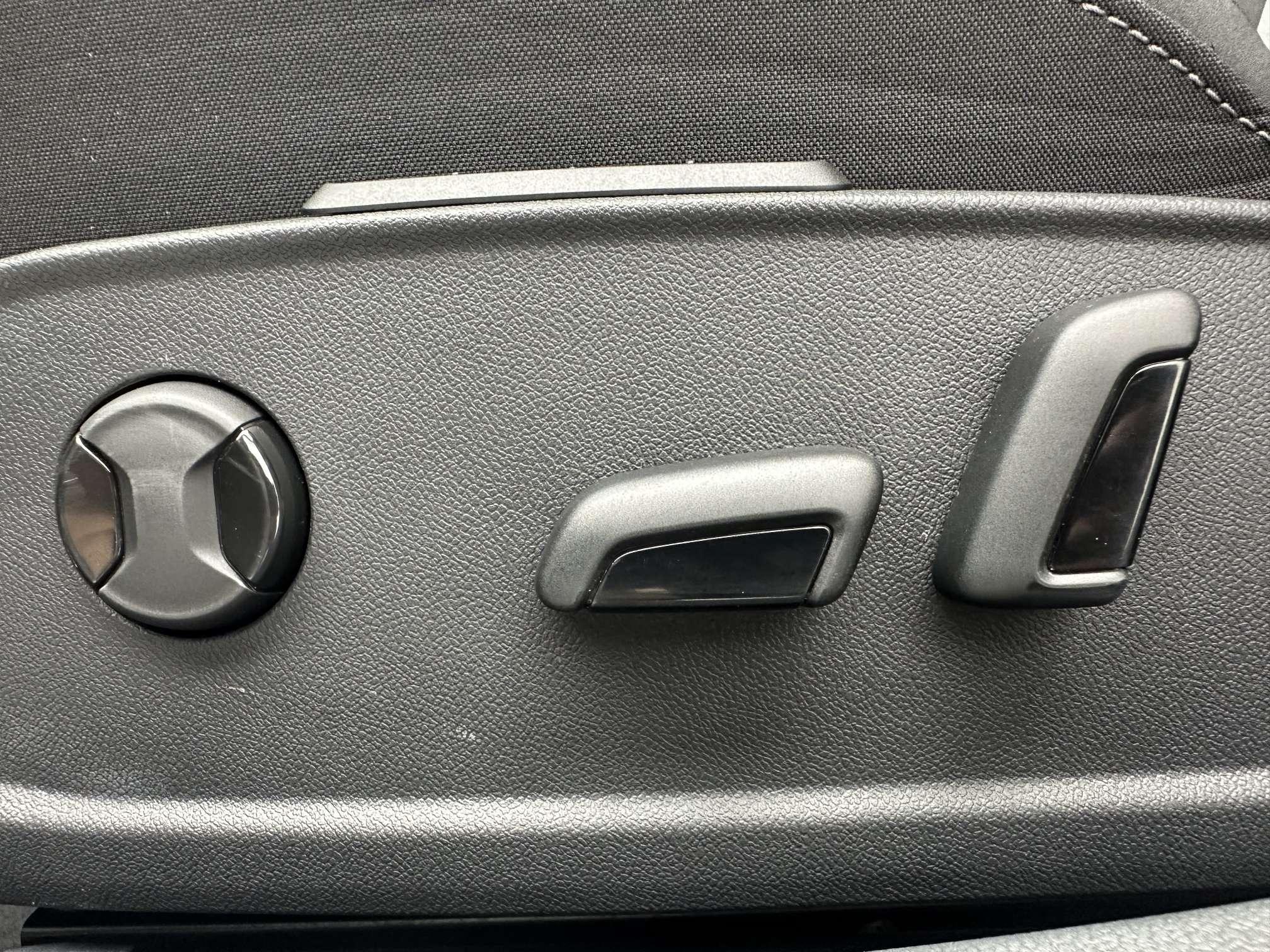 Volkswagen Golf Sportsvan 2023 thumb 7
