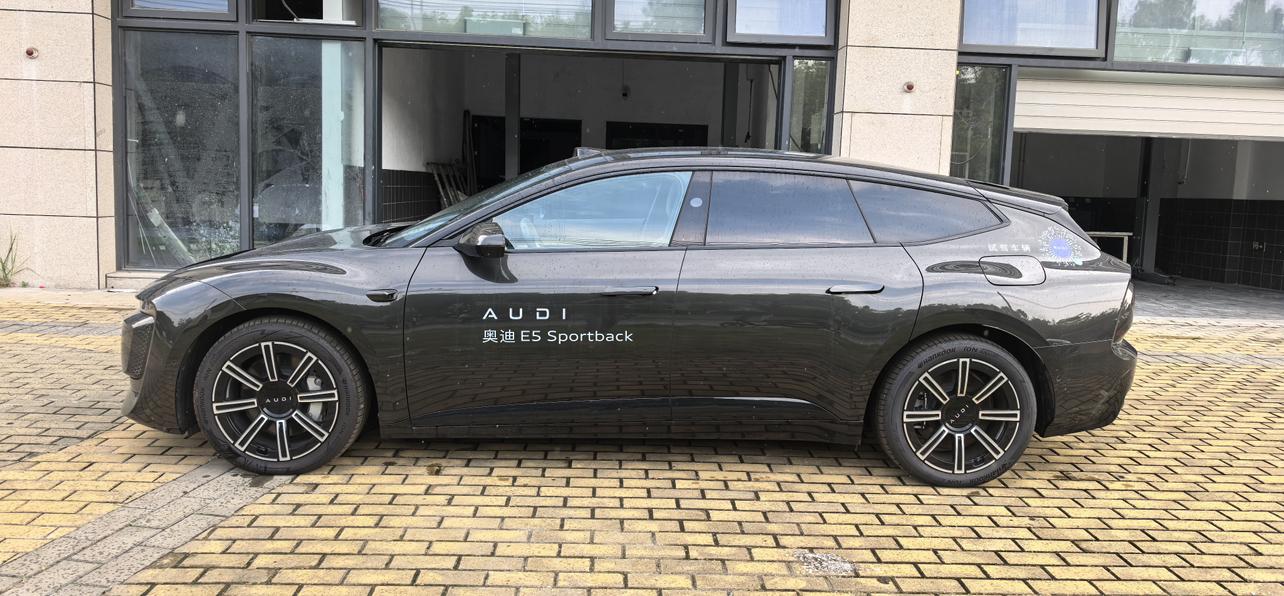 Audi E5 Sportback 2026 thumb 2