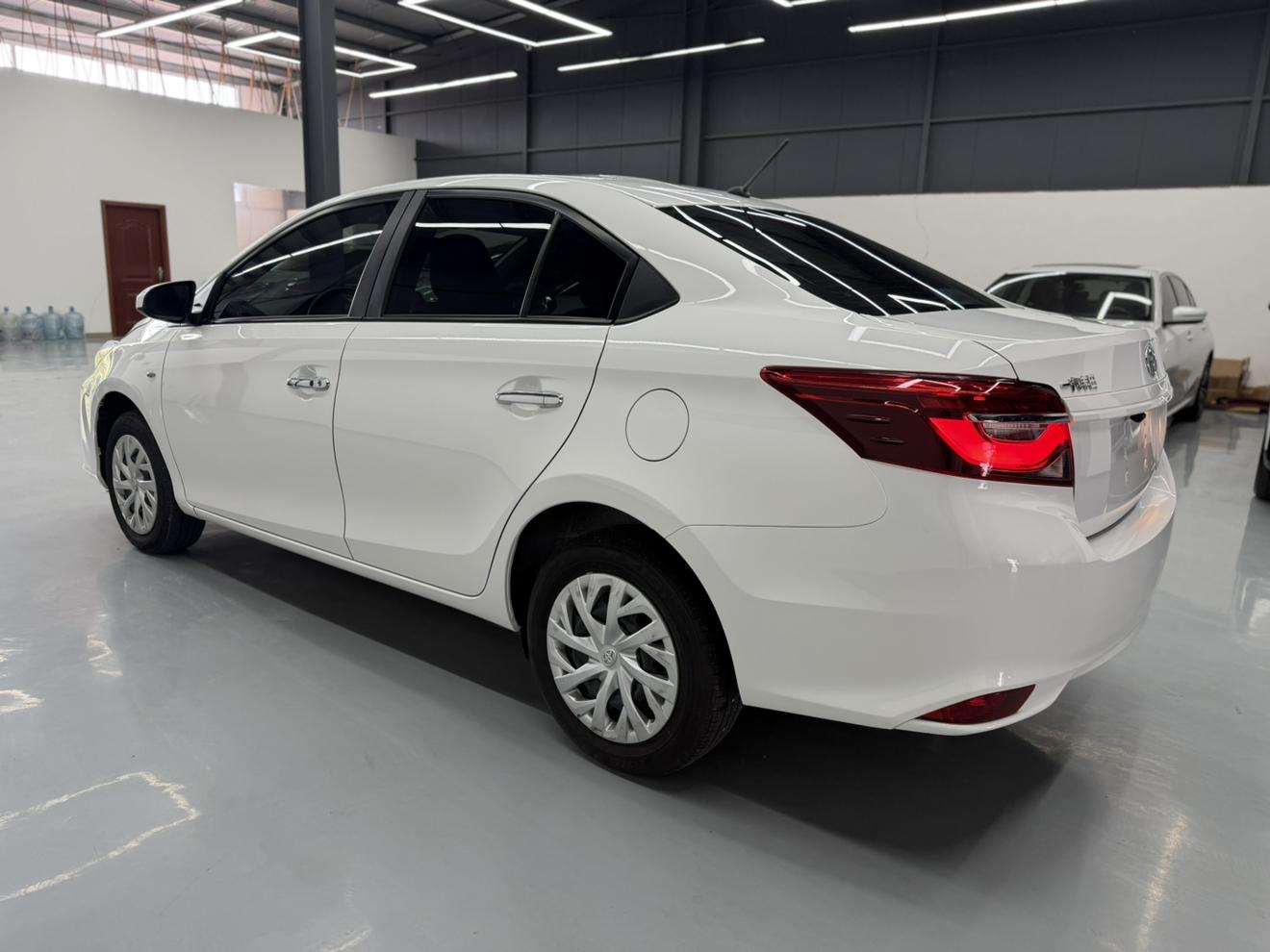 Toyota Vios 2022 thumb 2