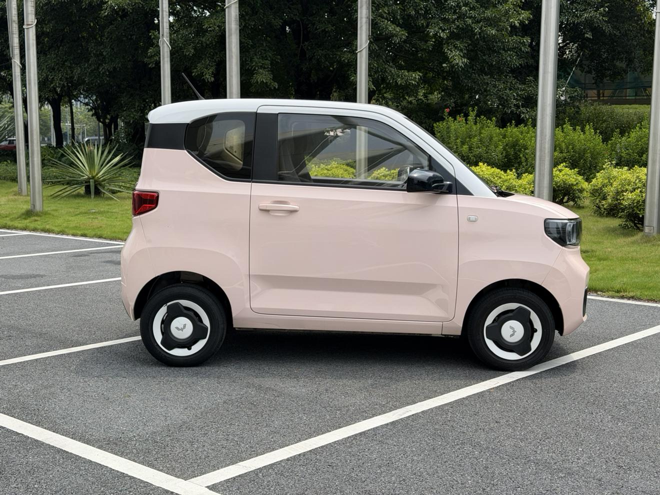 Wuling Mini EV 2021 thumb 5