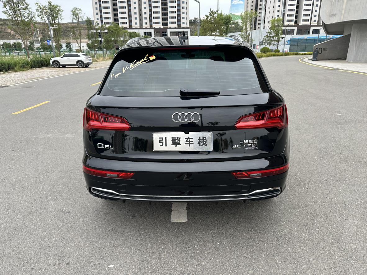 Audi Q5 2018 thumb 4