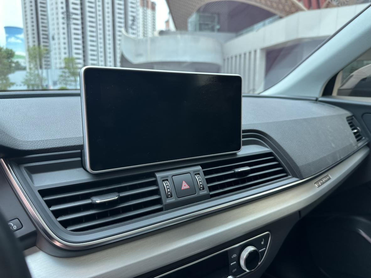 Audi Q5 2018 thumb 11