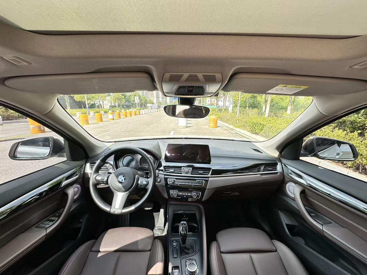BMW X1 2022 thumb 6