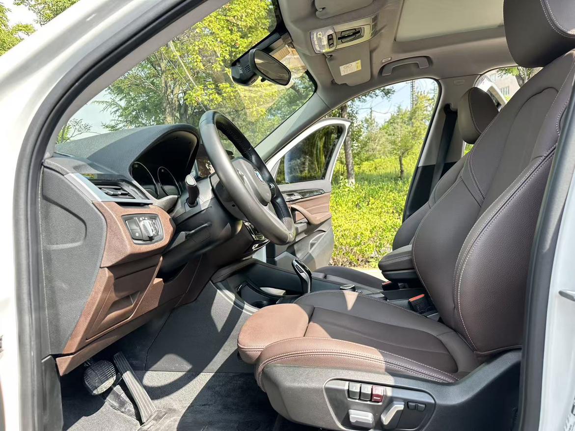 BMW X1 2022 thumb 9