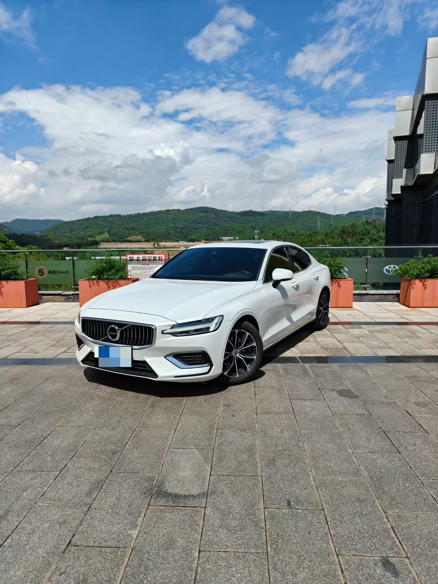 Volvo S60 2020 thumb 8