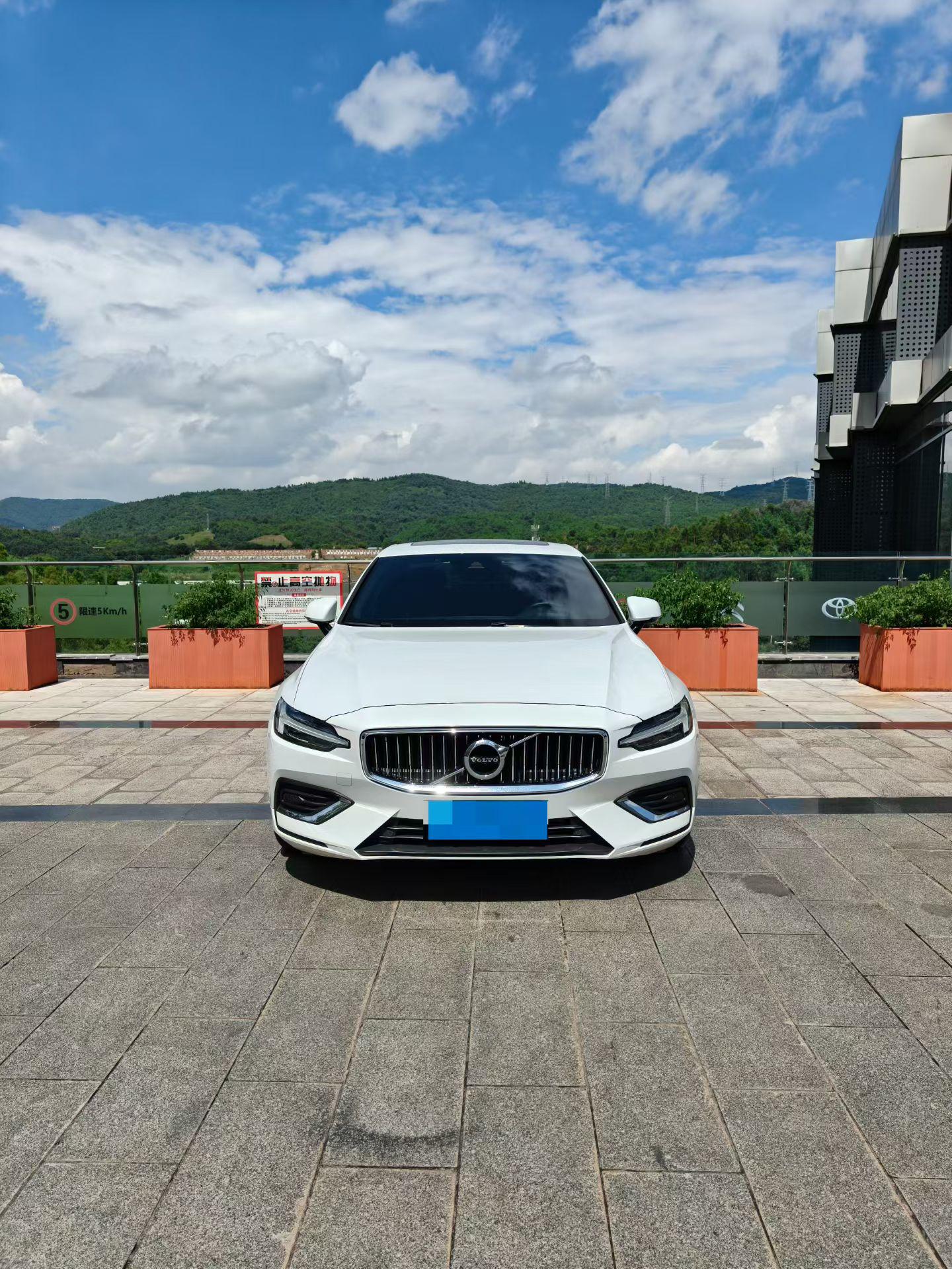 Volvo S60 2020 thumb 9