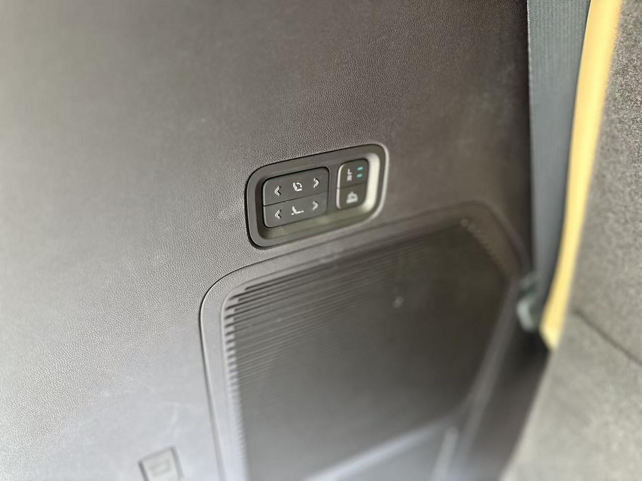Denza D9 DM 2025 thumb 10