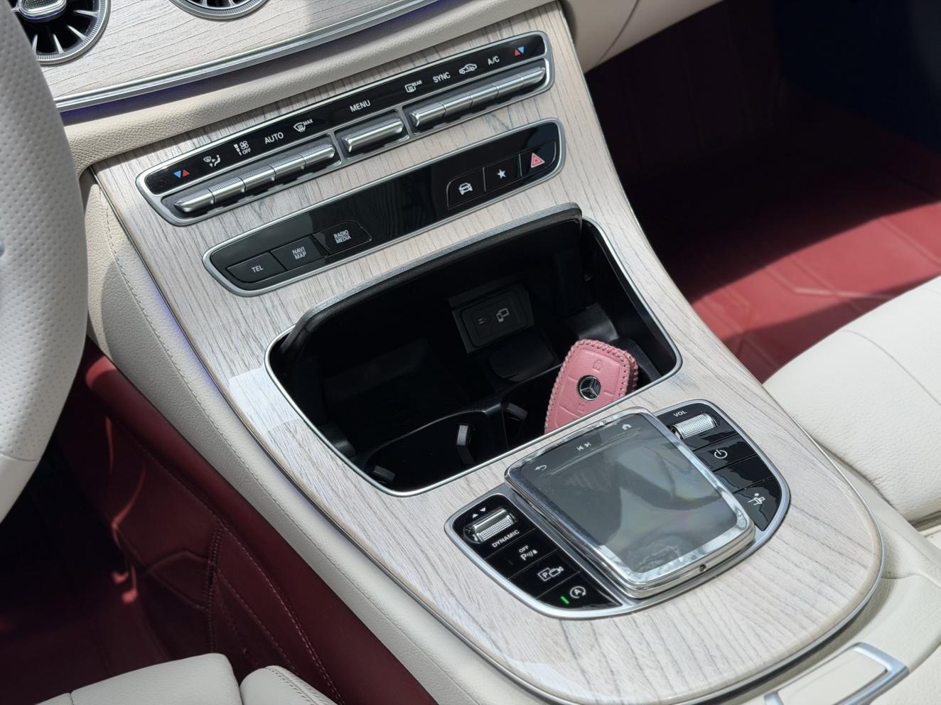 Mercedes-Benz E-Класс 2023 thumb 4