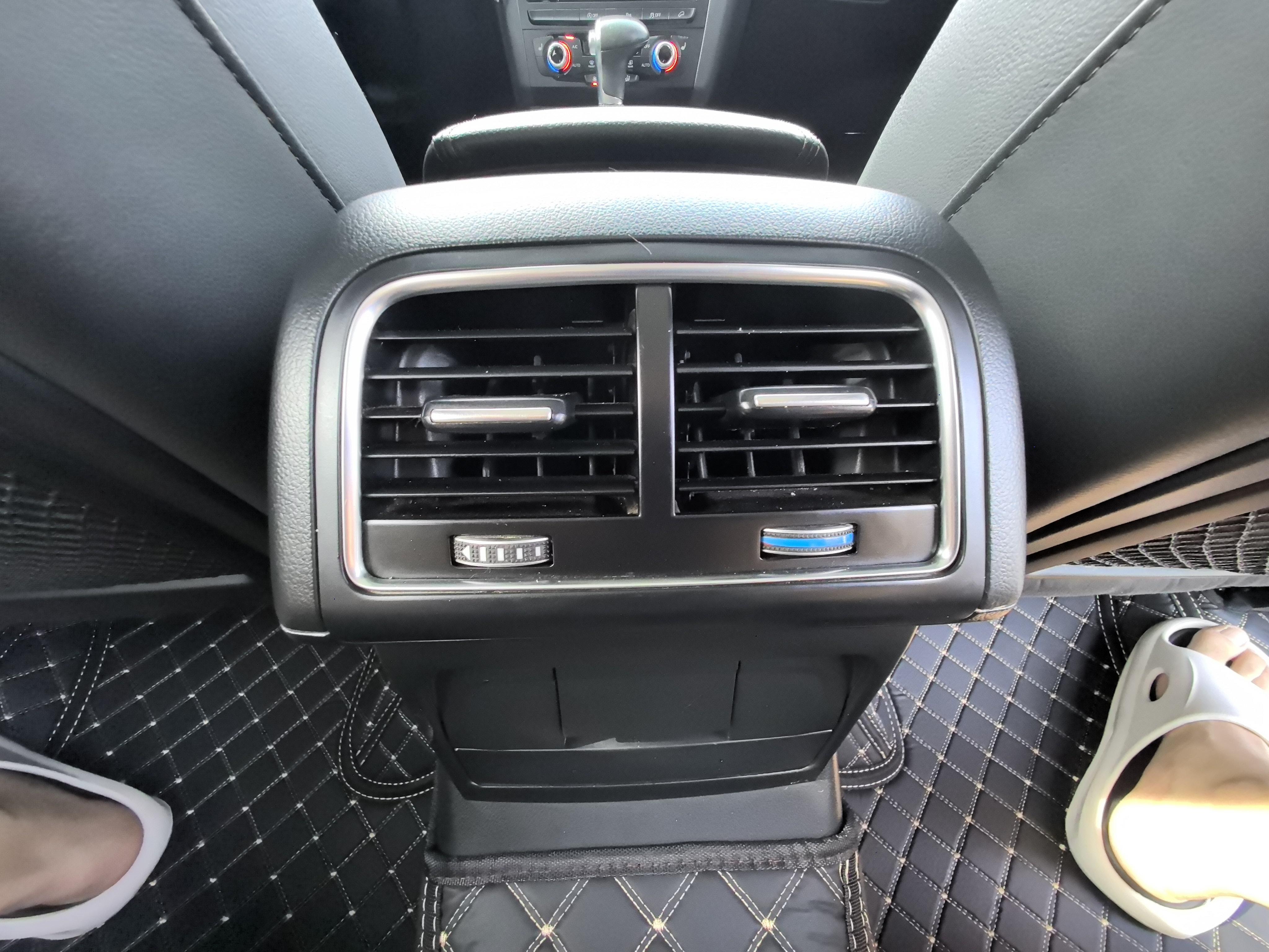 Audi Q5 2016 thumb 10