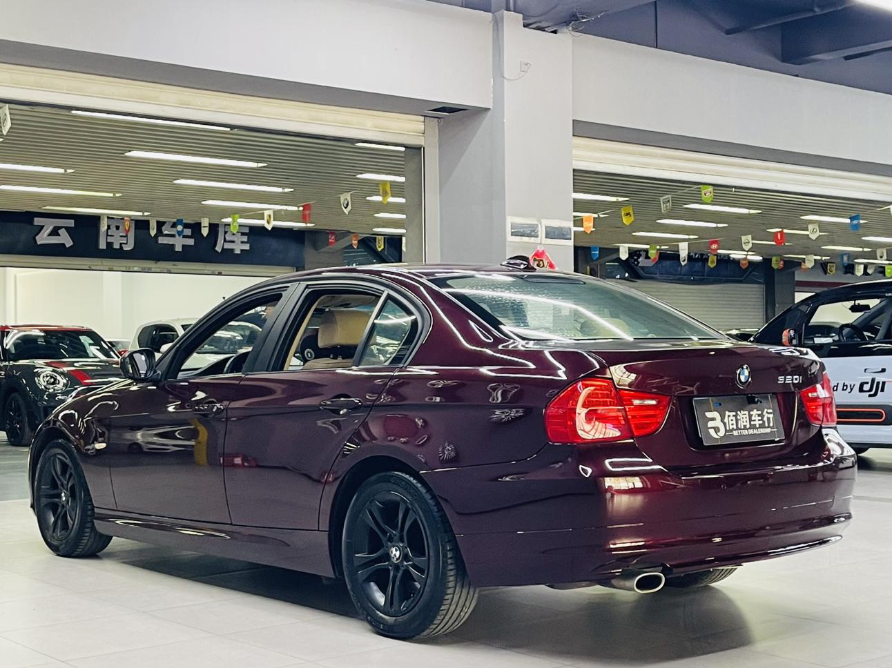BMW 3 серии 2010 thumb 2