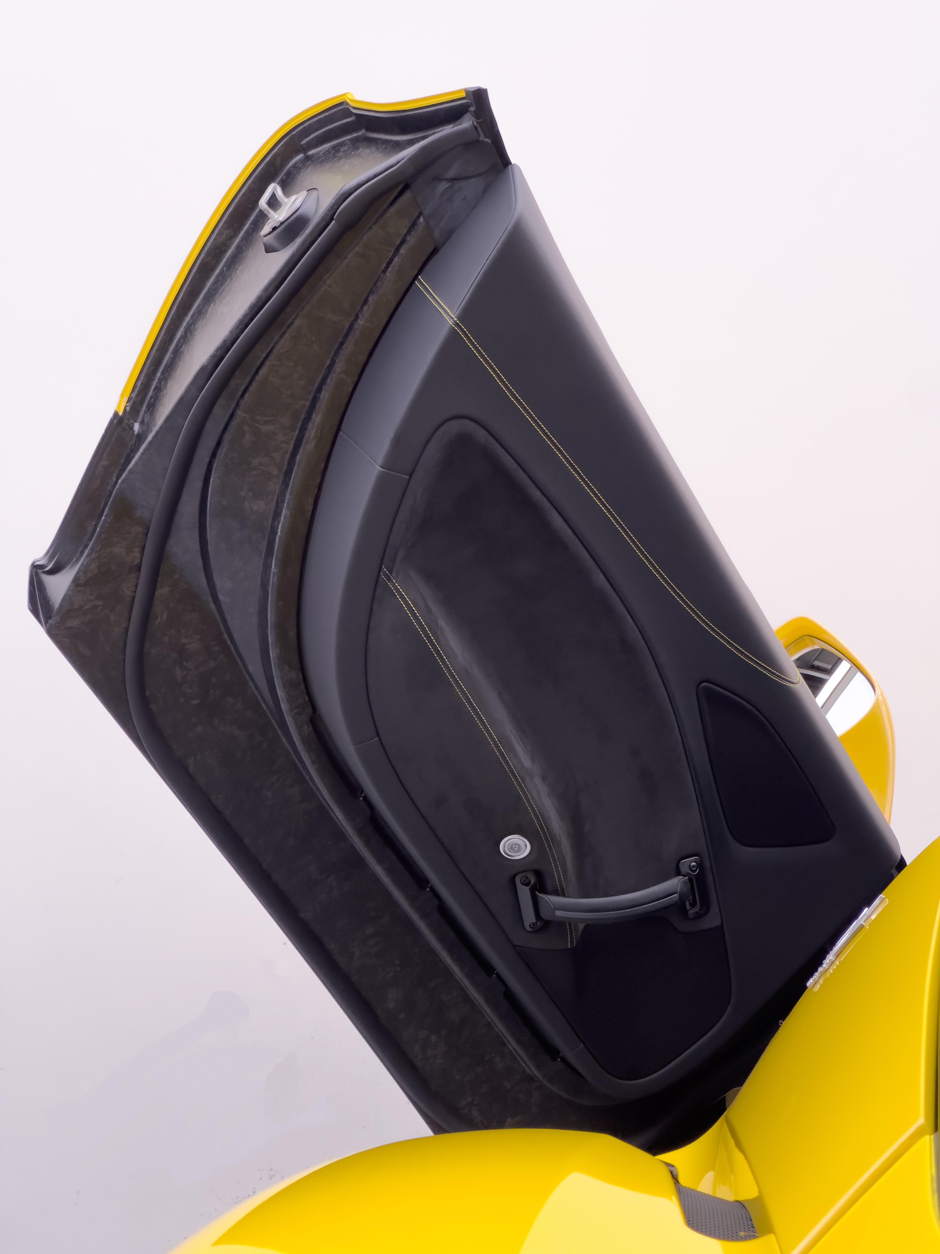 Maserati MC20 2023 thumb 9