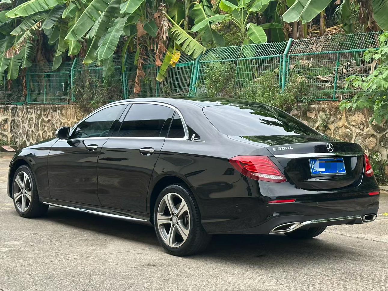 Mercedes-Benz E-Класс 2016 thumb 2