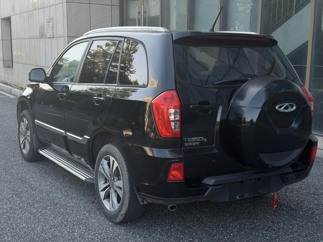 Chery Tiggo 3 2015 thumb 2