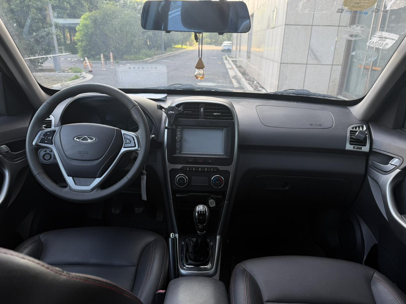 Chery Tiggo 3 2015 thumb 7