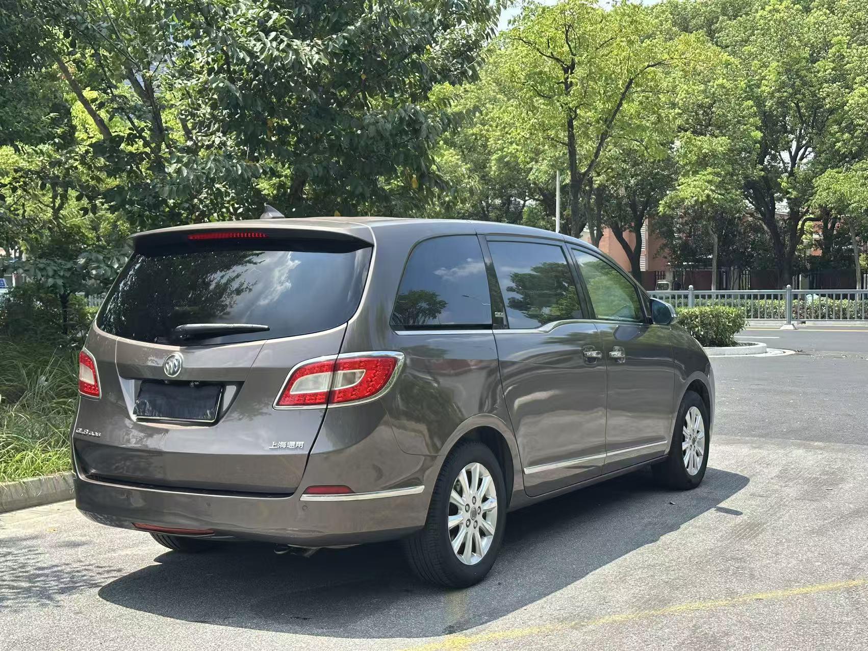 Buick GL8 2013 thumb 4