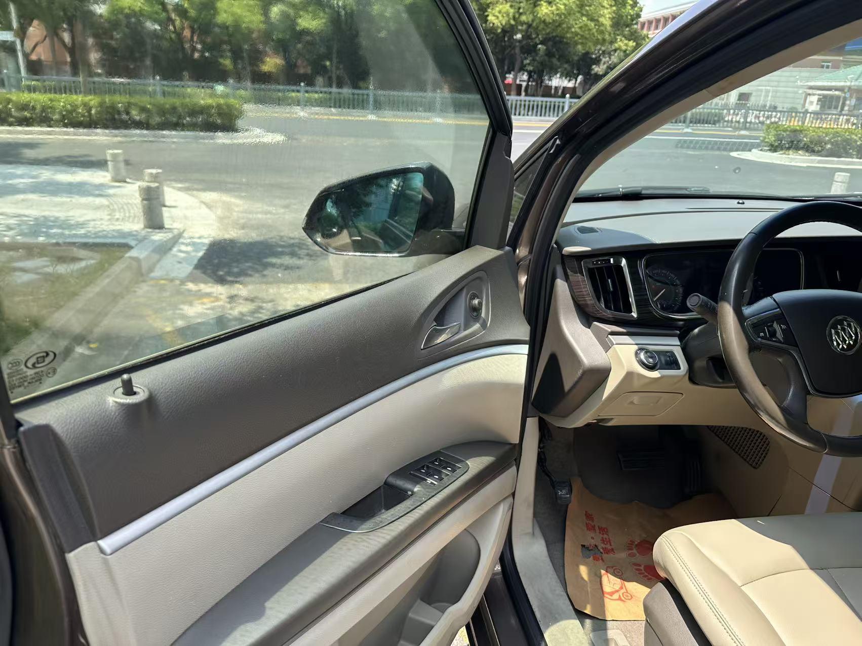 Buick GL8 2013 thumb 11