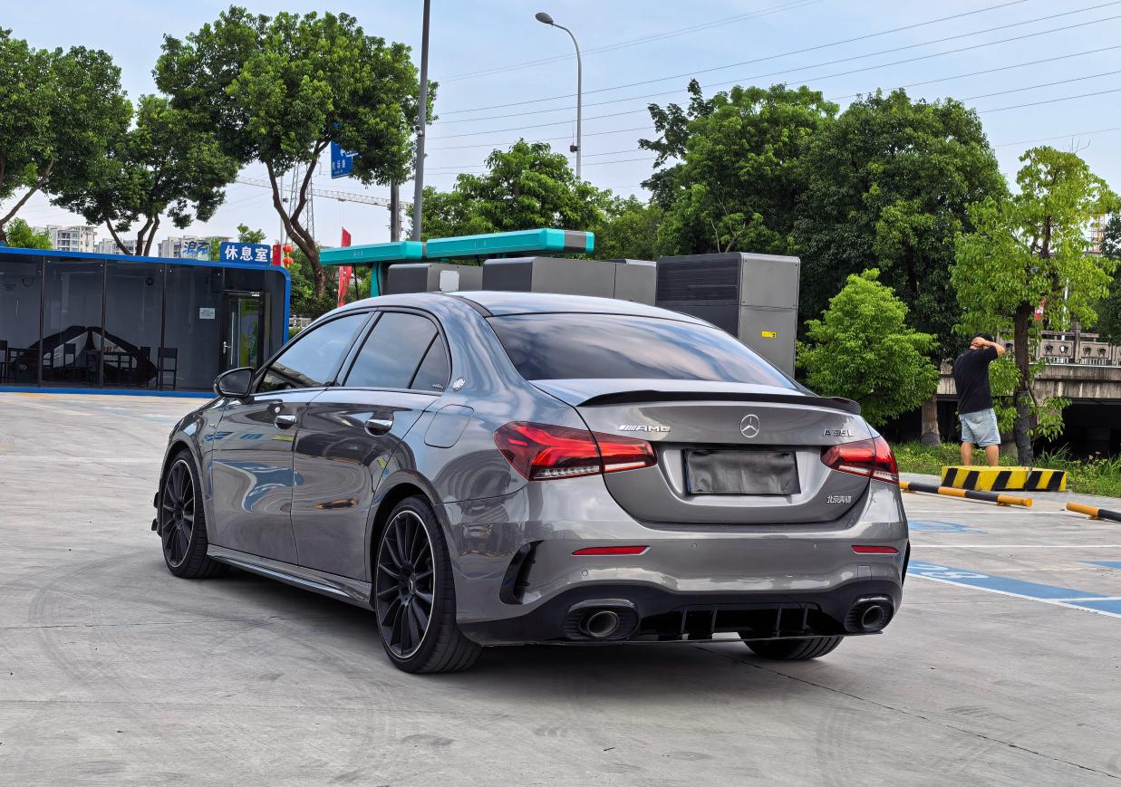 Mercedes-Benz A-Класс 2022 thumb 2