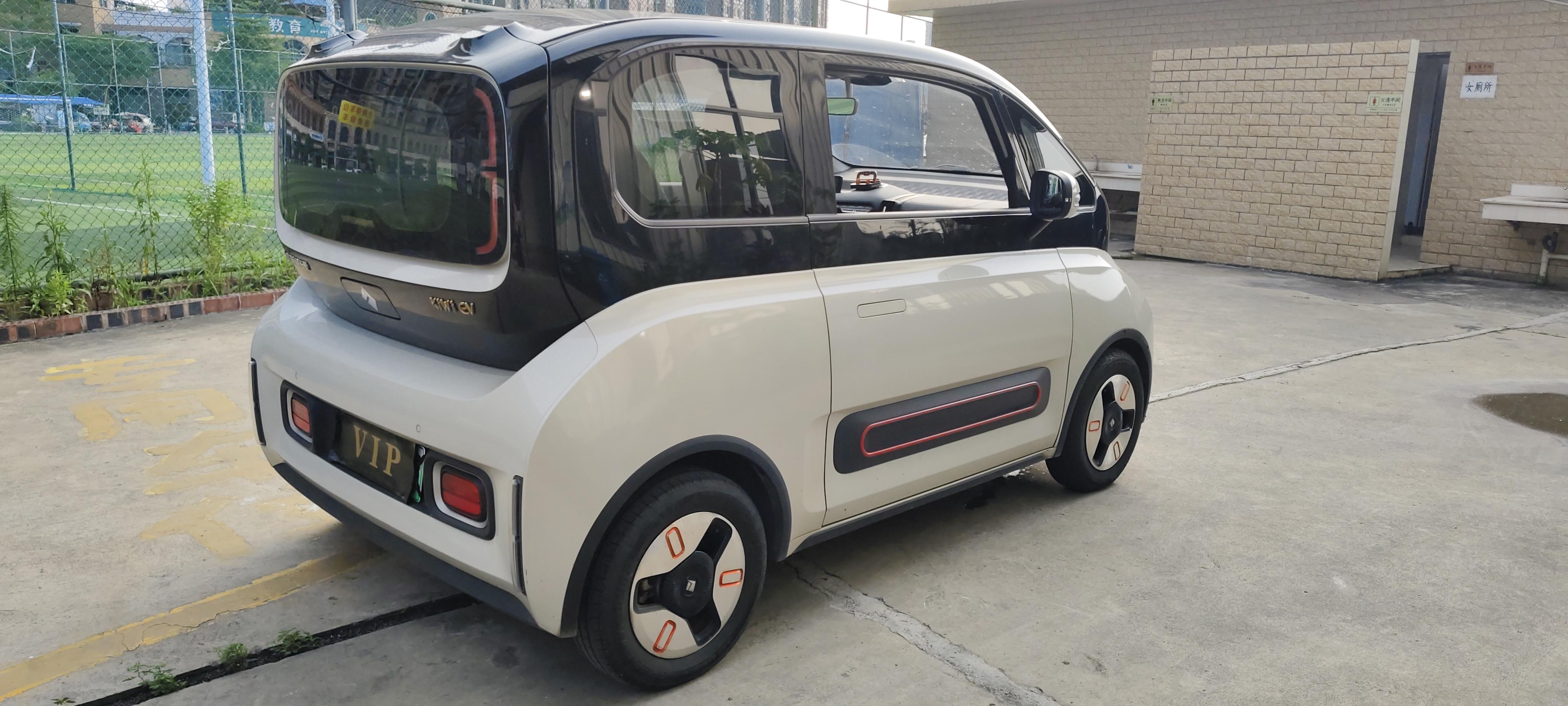 Baojun Kiwi EV 2022 thumb 4