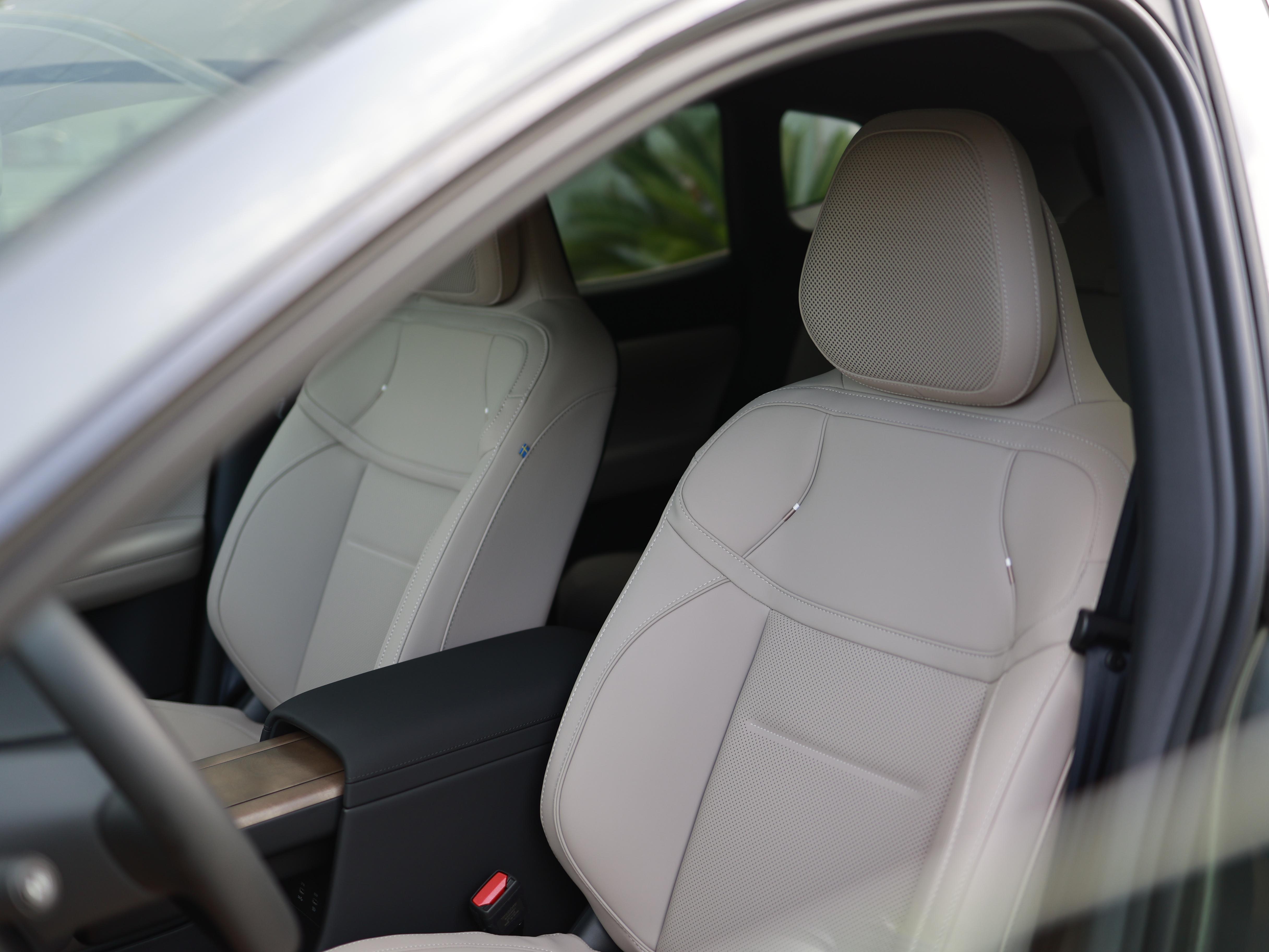 Volvo XC70 2026 thumb 11
