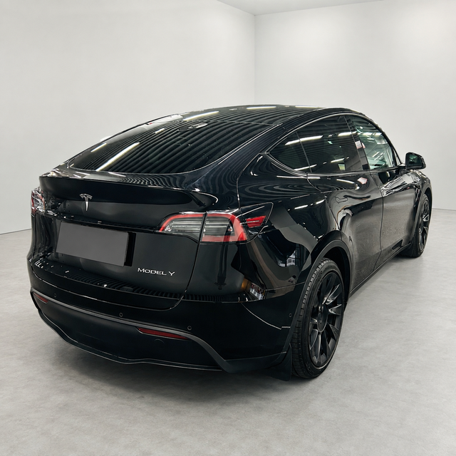 Tesla Model Y 2021 thumb 4