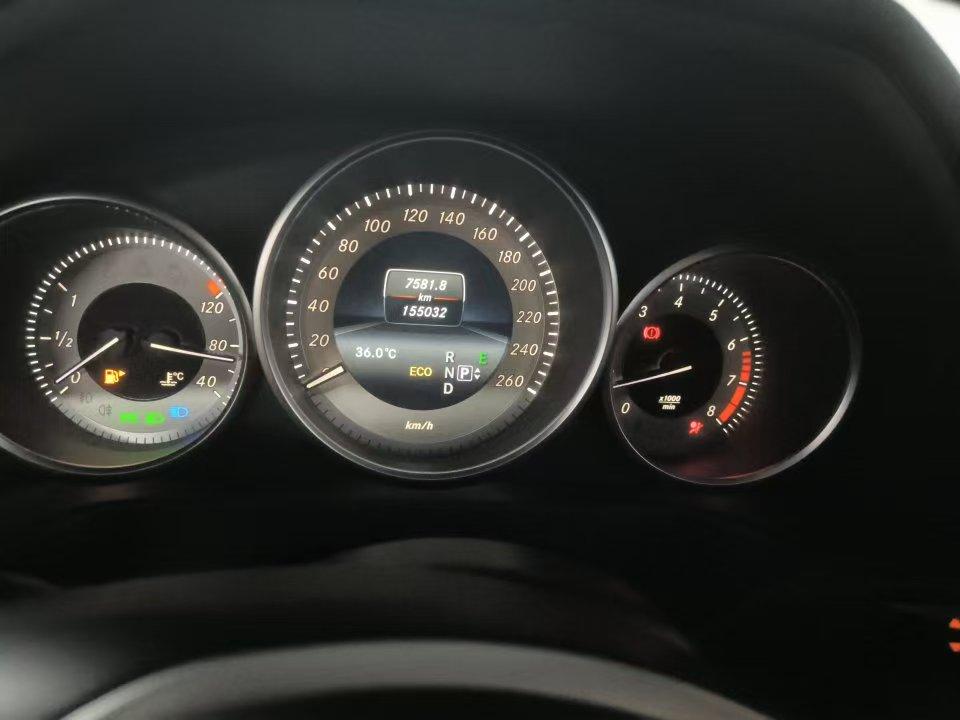 Mercedes-Benz E-Класс 2015 thumb 6