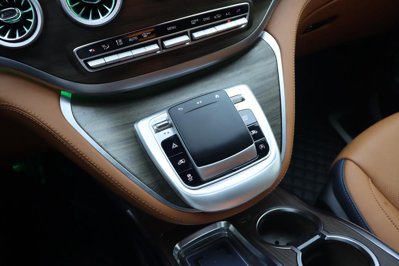 Mercedes-Benz Wei Ting 2023 thumb 8