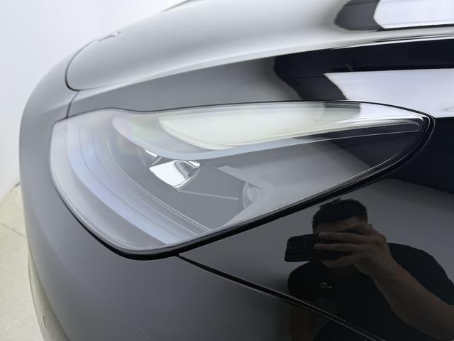 Tesla Model Y 2022 thumb 10