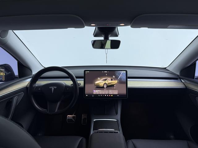 Tesla Model Y 2022 thumb 12