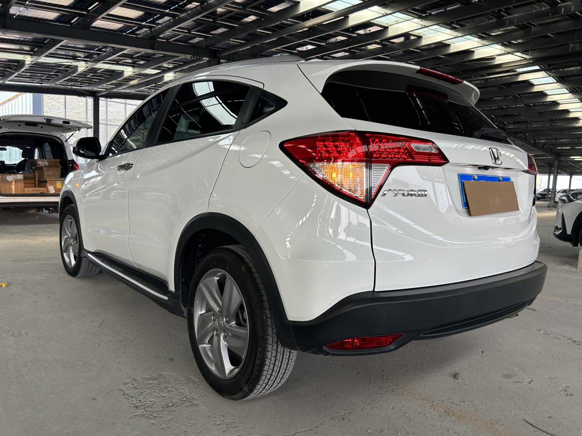 Honda Vezel 2022 thumb 2